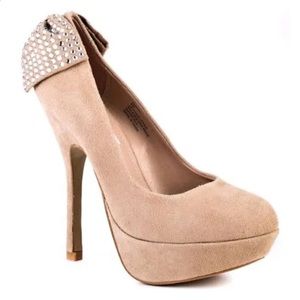 EUC Steve Madden Parfait Platform Suede Bow Pump Heels